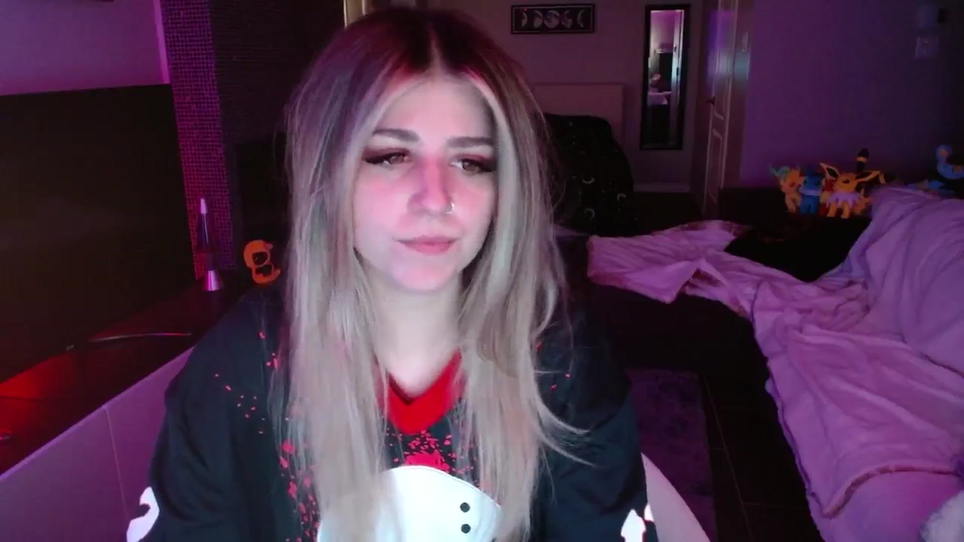 Gallery image thumbnail from Serafina's myfreecams stream on, 09/14/2024, 03:41 image 13 of 20