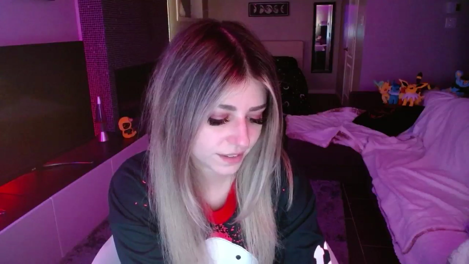 Gallery image thumbnail from Serafina's myfreecams stream on, 09/14/2024, 03:41 image 8 of 20