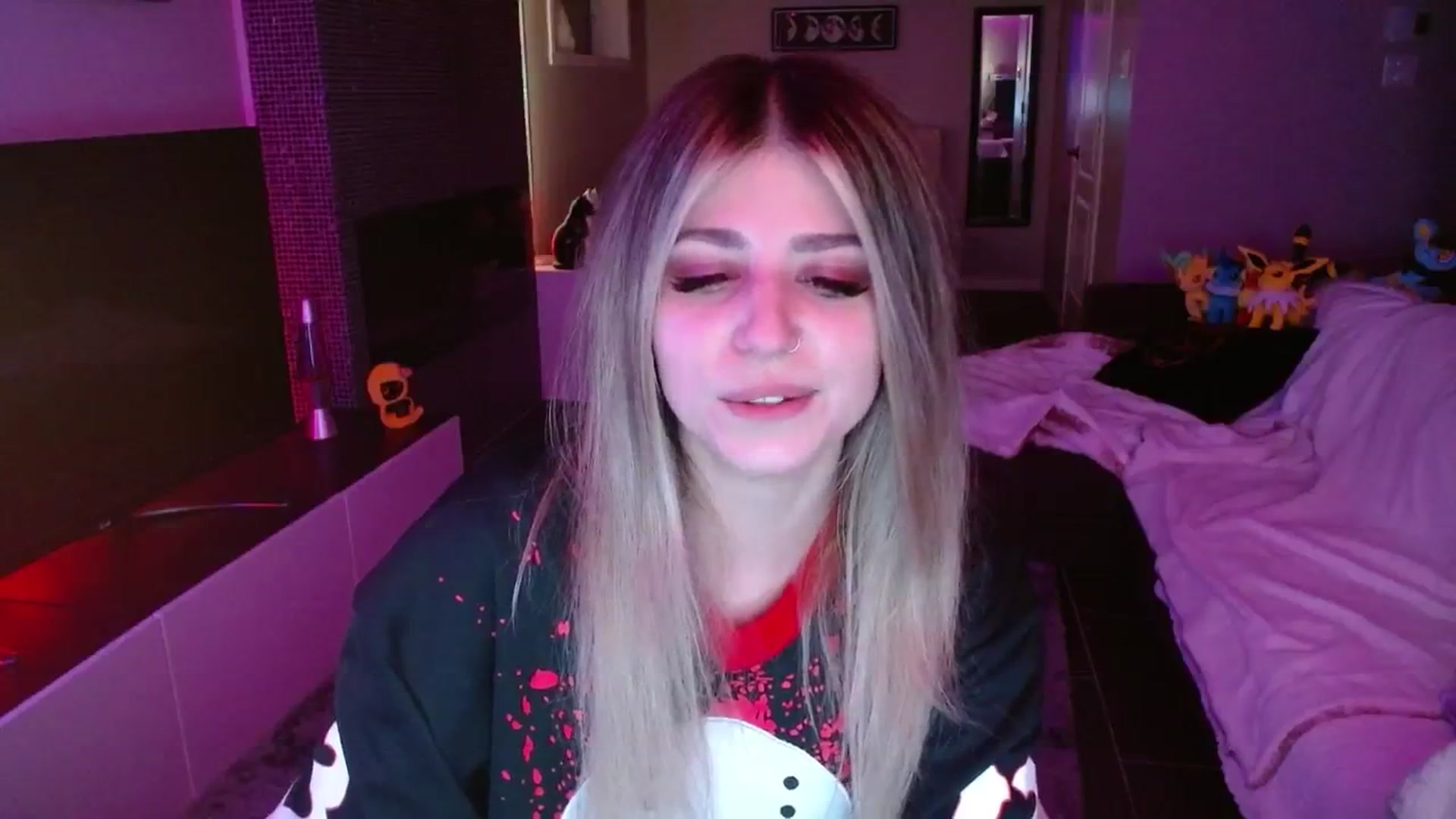 Gallery image thumbnail from Serafina's myfreecams stream on, 09/14/2024, 03:41 image 7 of 20
