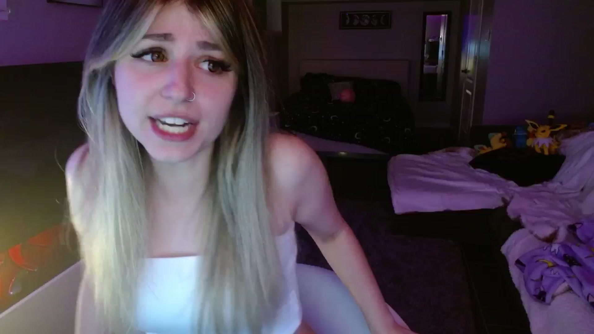 Gallery image thumbnail from Serafina's myfreecams stream on, 09/16/2024, 06:55 image 2 of 20