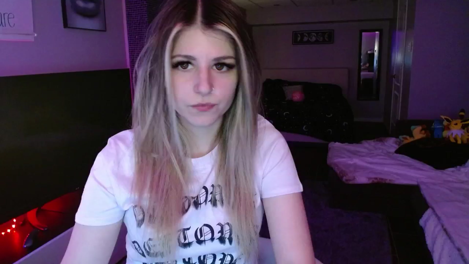 Gallery image thumbnail from Serafina's myfreecams stream on, 09/19/2024, 02:40 image 5 of 20