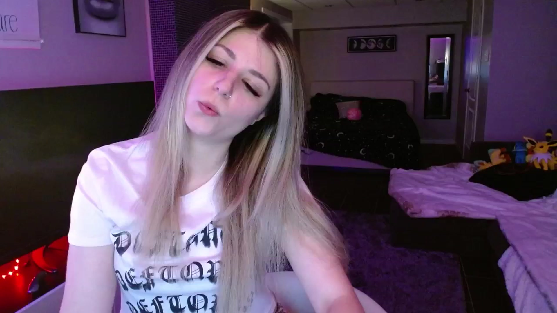 Gallery image thumbnail from Serafina's myfreecams stream on, 09/19/2024, 02:40 image 19 of 20