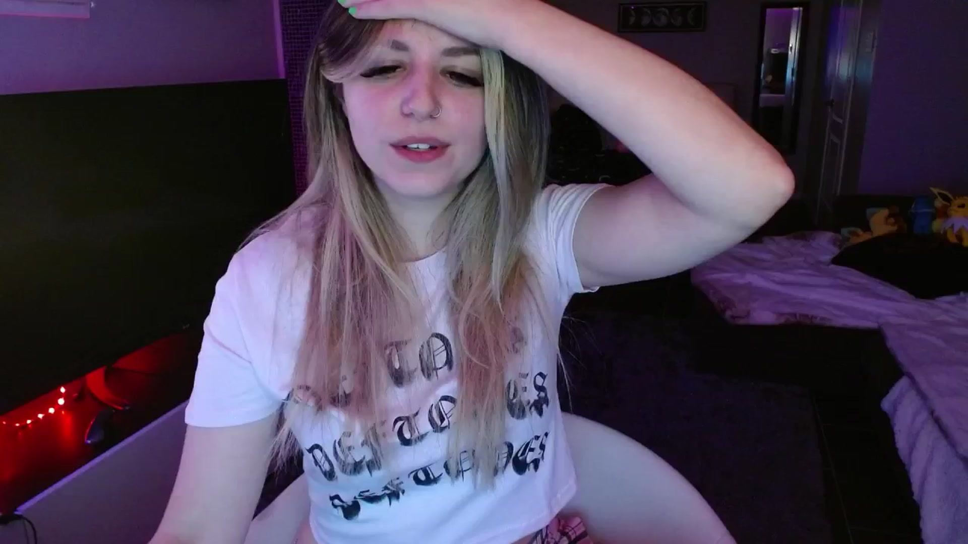 Gallery image thumbnail from Serafina's myfreecams stream on, 09/19/2024, 03:54 image 11 of 20