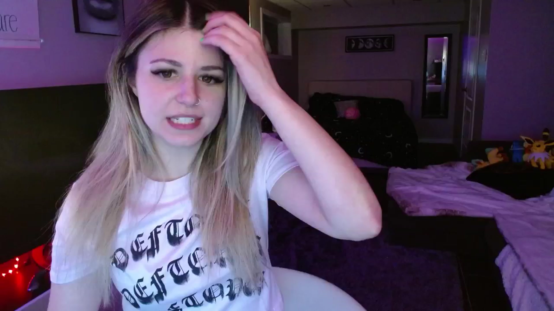 Gallery image thumbnail from Serafina's myfreecams stream on, 09/19/2024, 03:54 image 1 of 20