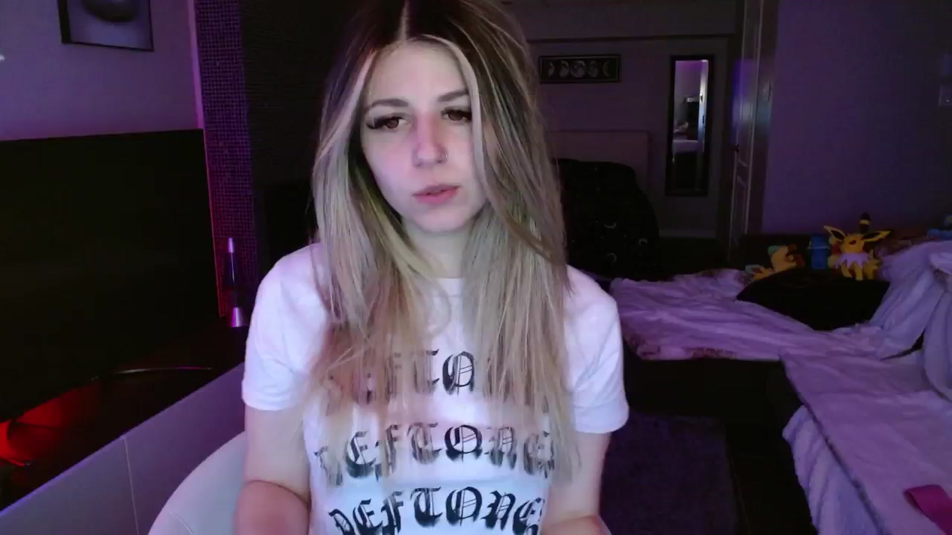 Gallery image thumbnail from Serafina's myfreecams stream on, 09/19/2024, 05:52 image 19 of 20
