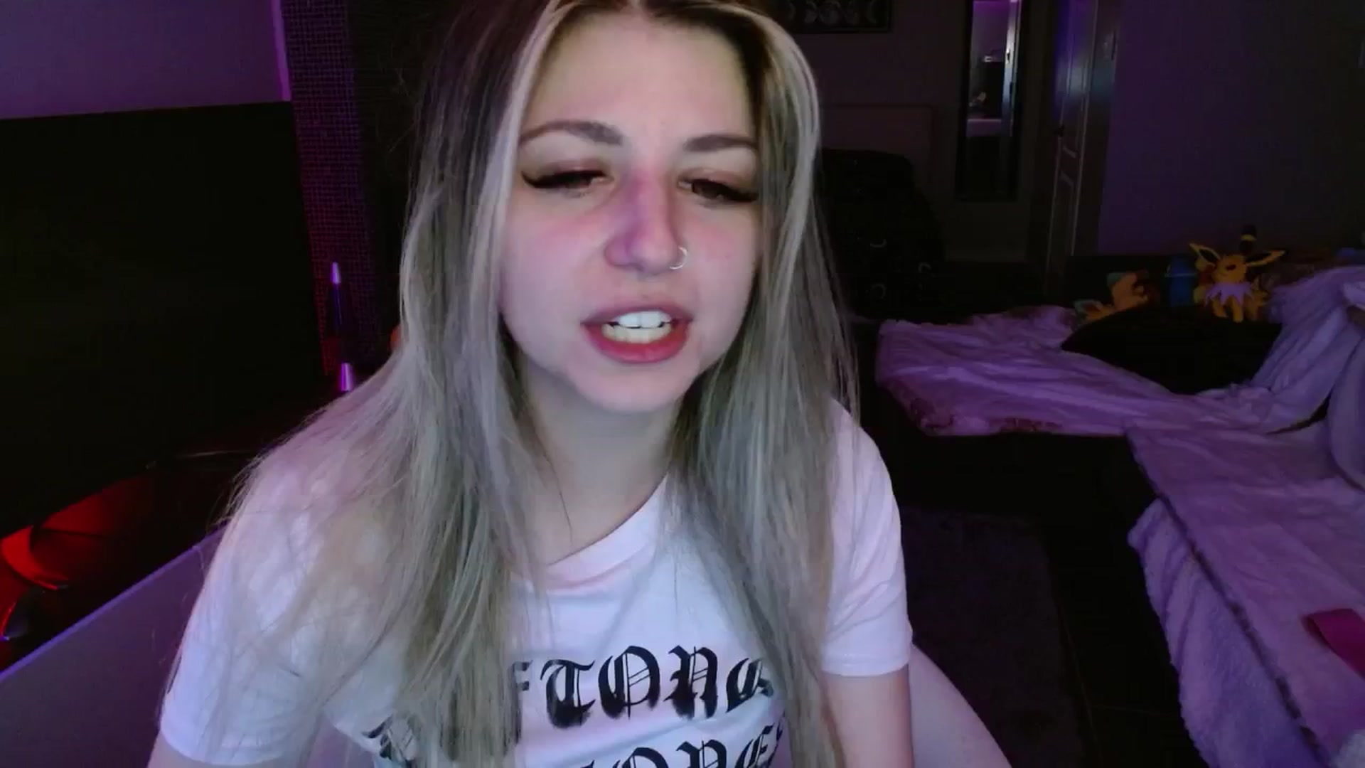 Gallery image thumbnail from Serafina's myfreecams stream on, 09/19/2024, 05:52 image 14 of 20