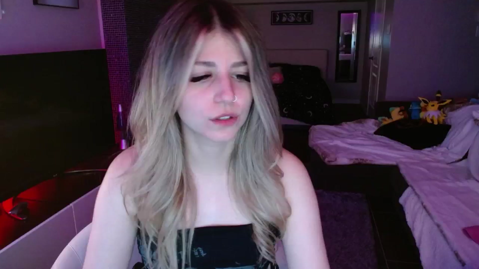 Gallery image thumbnail from Serafina's myfreecams stream on, 09/21/2024, 03:55 image 16 of 20