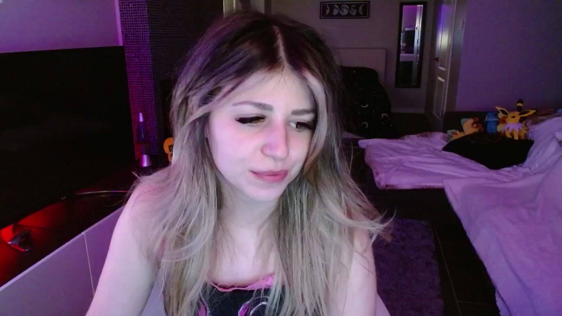 Gallery image thumbnail from Serafina's myfreecams stream on, 09/26/2024, 05:26 image 7 of 20