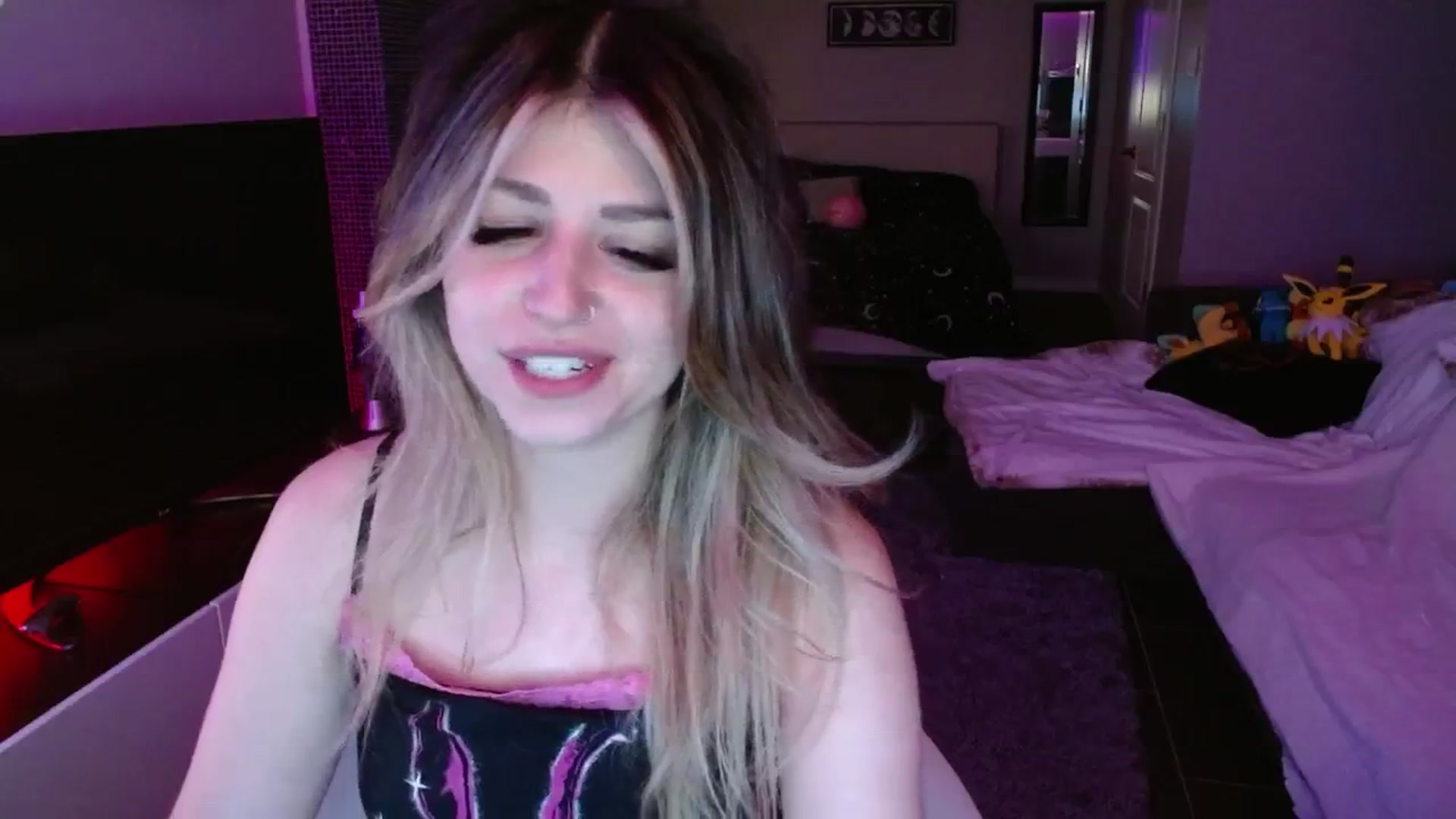 Gallery image thumbnail from Serafina's myfreecams stream on, 09/26/2024, 05:26 image 13 of 20