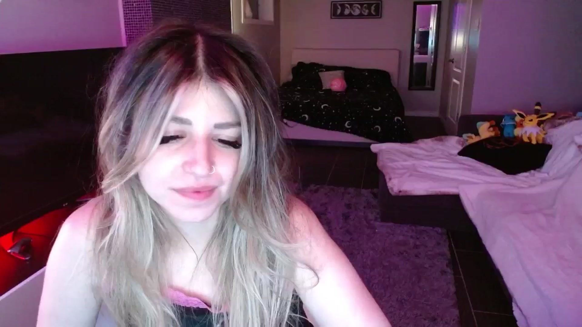 Gallery image thumbnail from Serafina's myfreecams stream on, 09/26/2024, 05:26 image 17 of 20