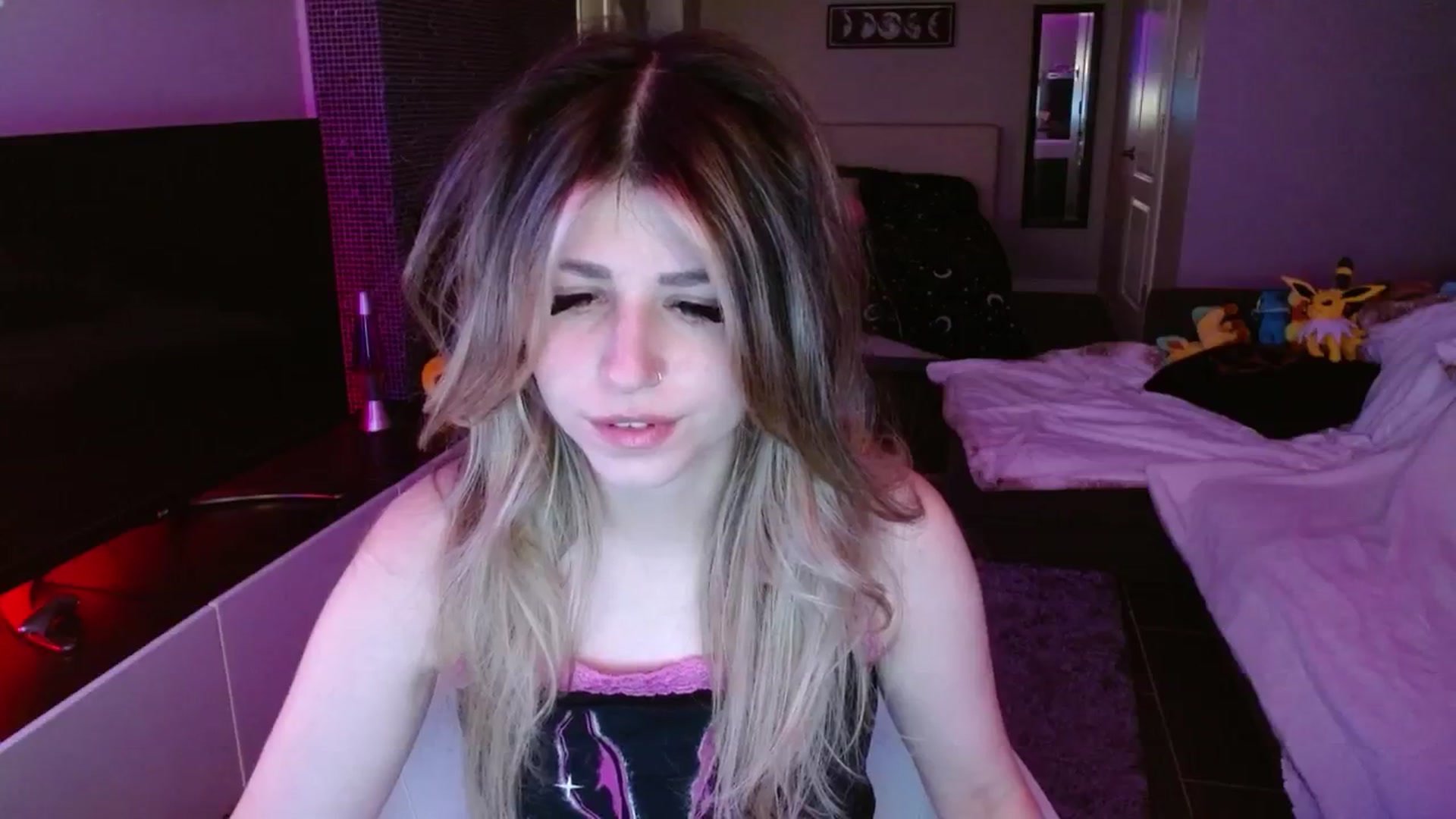 Gallery image thumbnail from Serafina's myfreecams stream on, 09/26/2024, 05:26 image 2 of 20