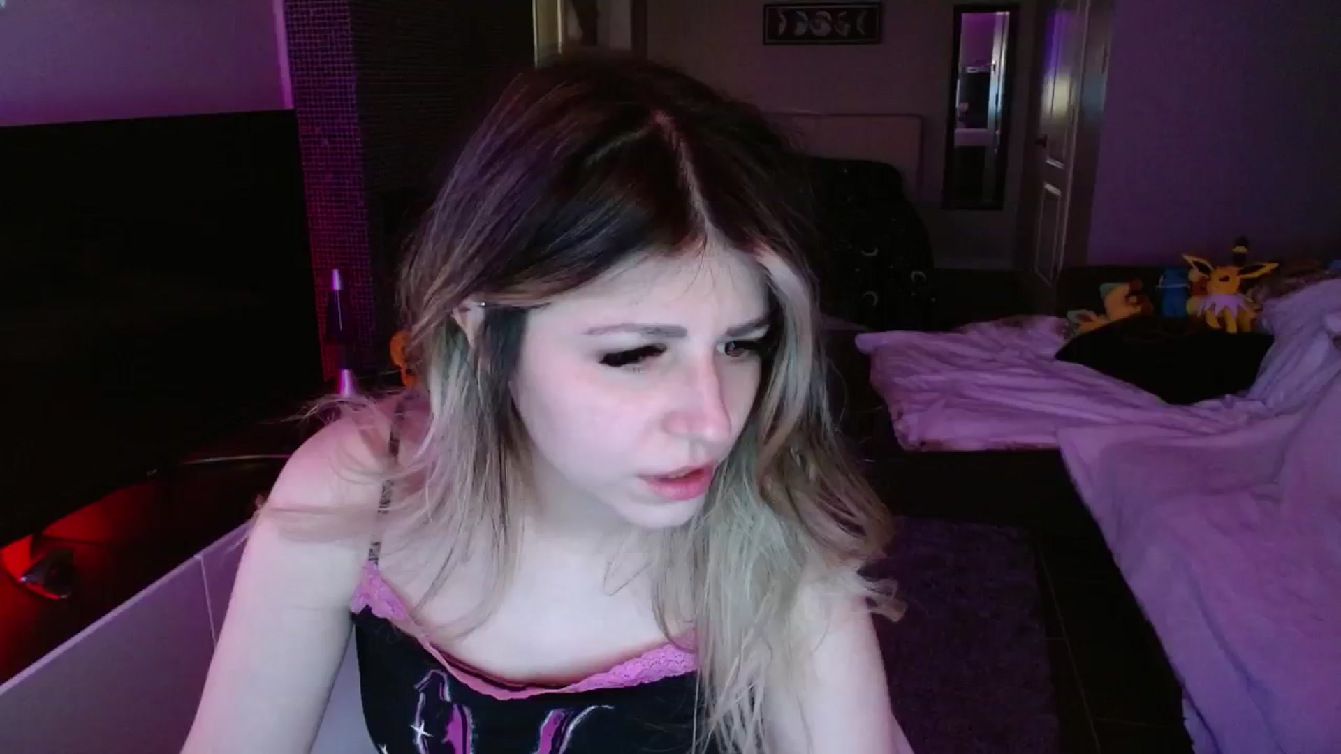 Gallery image thumbnail from Serafina's myfreecams stream on, 09/26/2024, 05:26 image 8 of 20