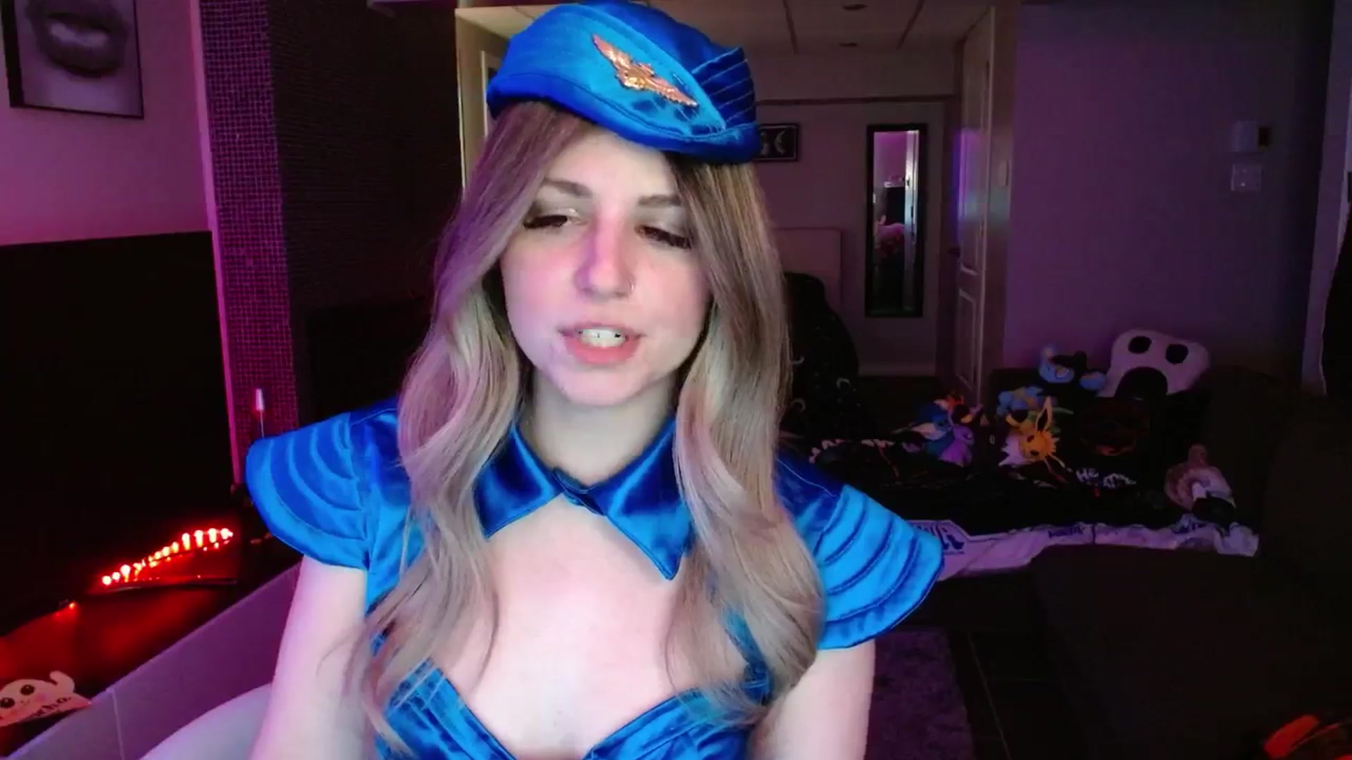 Gallery image thumbnail from Serafina's myfreecams stream on, 10/04/2024, 04:56 image 10 of 20