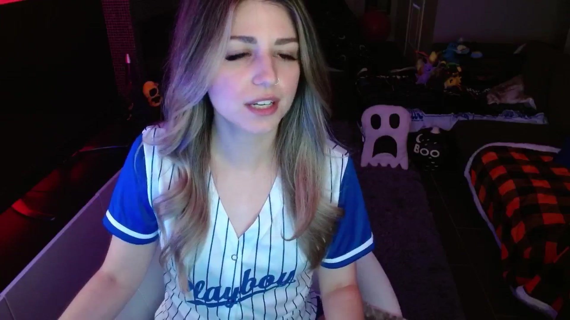 Gallery image thumbnail from Serafina's myfreecams stream on, 10/10/2024, 03:41 image 12 of 20
