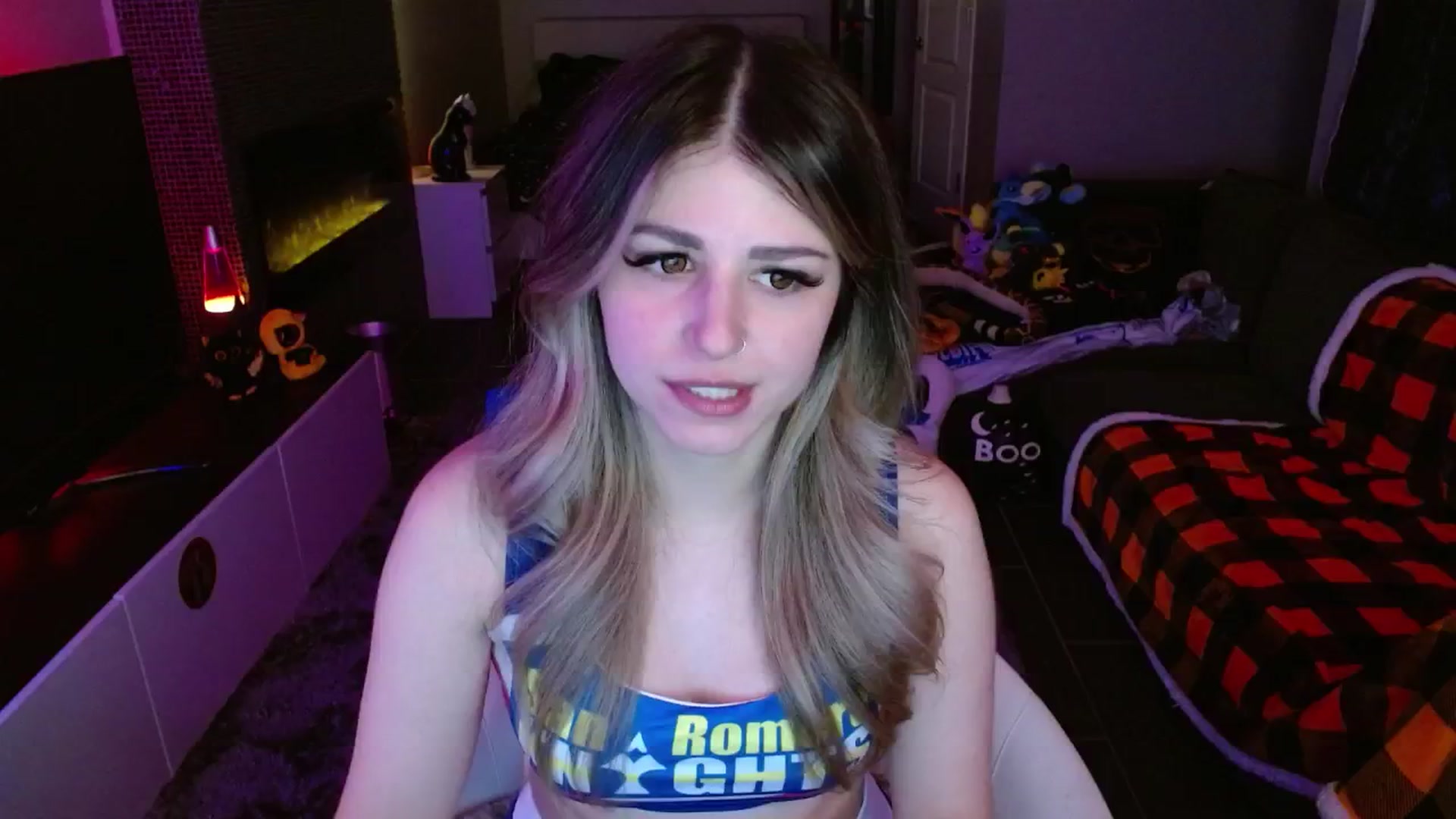 Gallery image thumbnail from Serafina's myfreecams stream on, 10/17/2024, 03:19 image 14 of 20