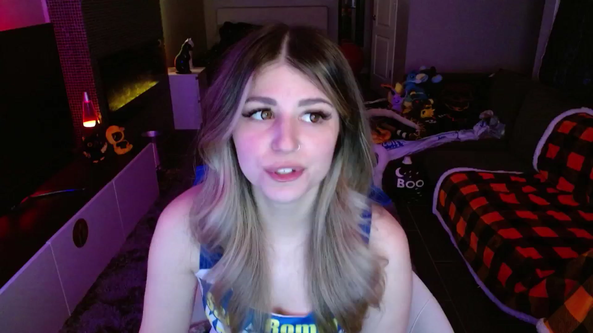 Gallery image thumbnail from Serafina's myfreecams stream on, 10/17/2024, 03:19 image 15 of 20