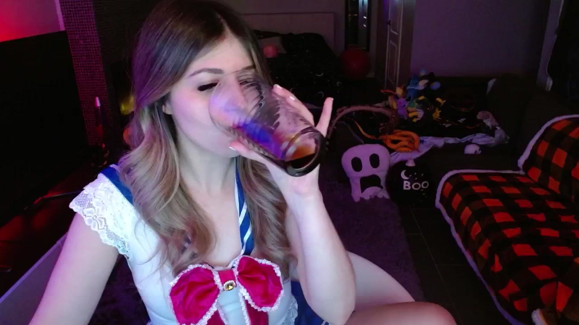 Gallery image thumbnail from Serafina's myfreecams stream on, 10/26/2024, 06:13 image 14 of 20