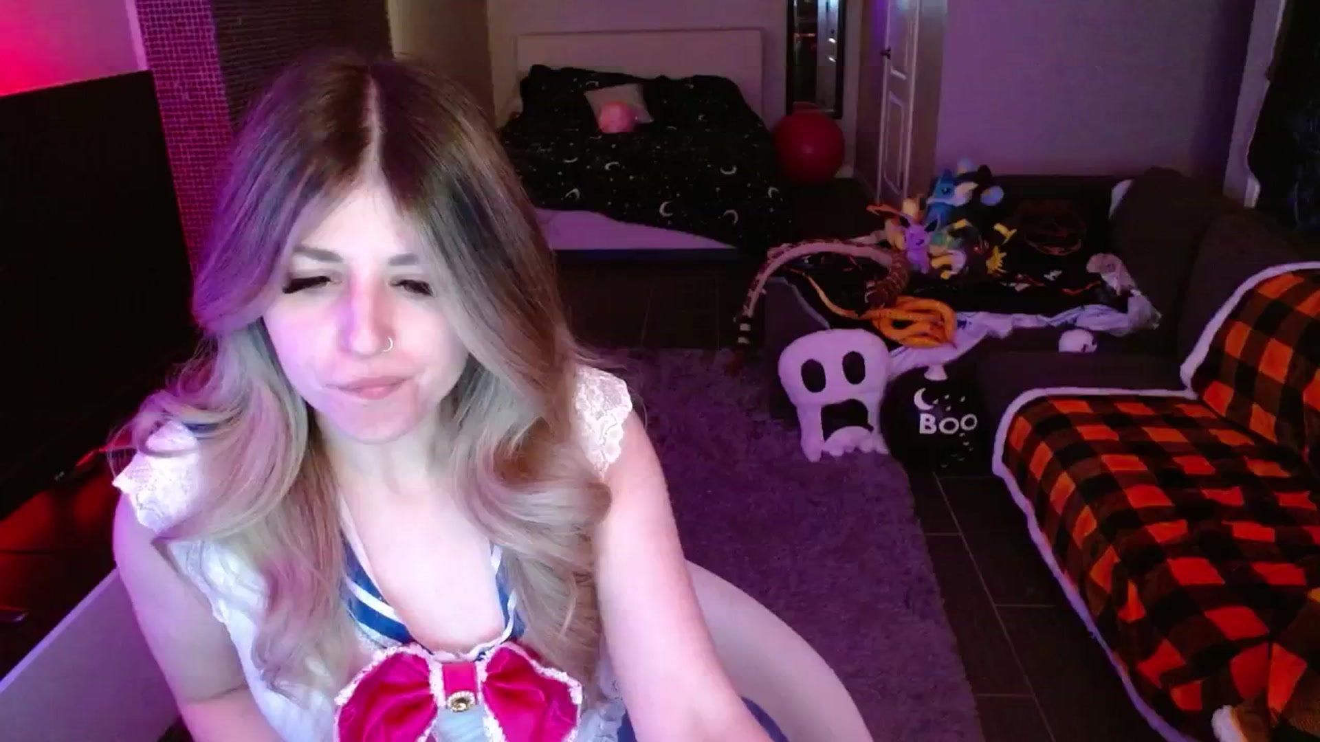 Gallery image thumbnail from Serafina's myfreecams stream on, 10/26/2024, 06:13 image 1 of 20