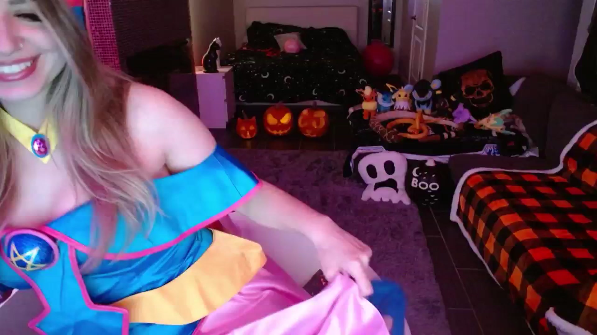 Gallery image thumbnail from Serafina's myfreecams stream on, 11/01/2024, 02:42 image 17 of 20