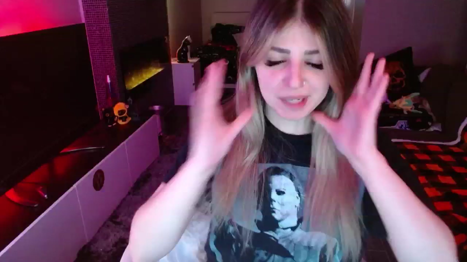 Gallery image thumbnail from Serafina's myfreecams stream on, 11/03/2024, 06:11 image 18 of 20
