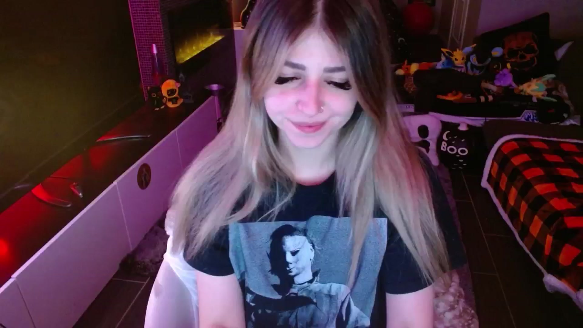Gallery image thumbnail from Serafina's myfreecams stream on, 11/03/2024, 06:11 image 9 of 20