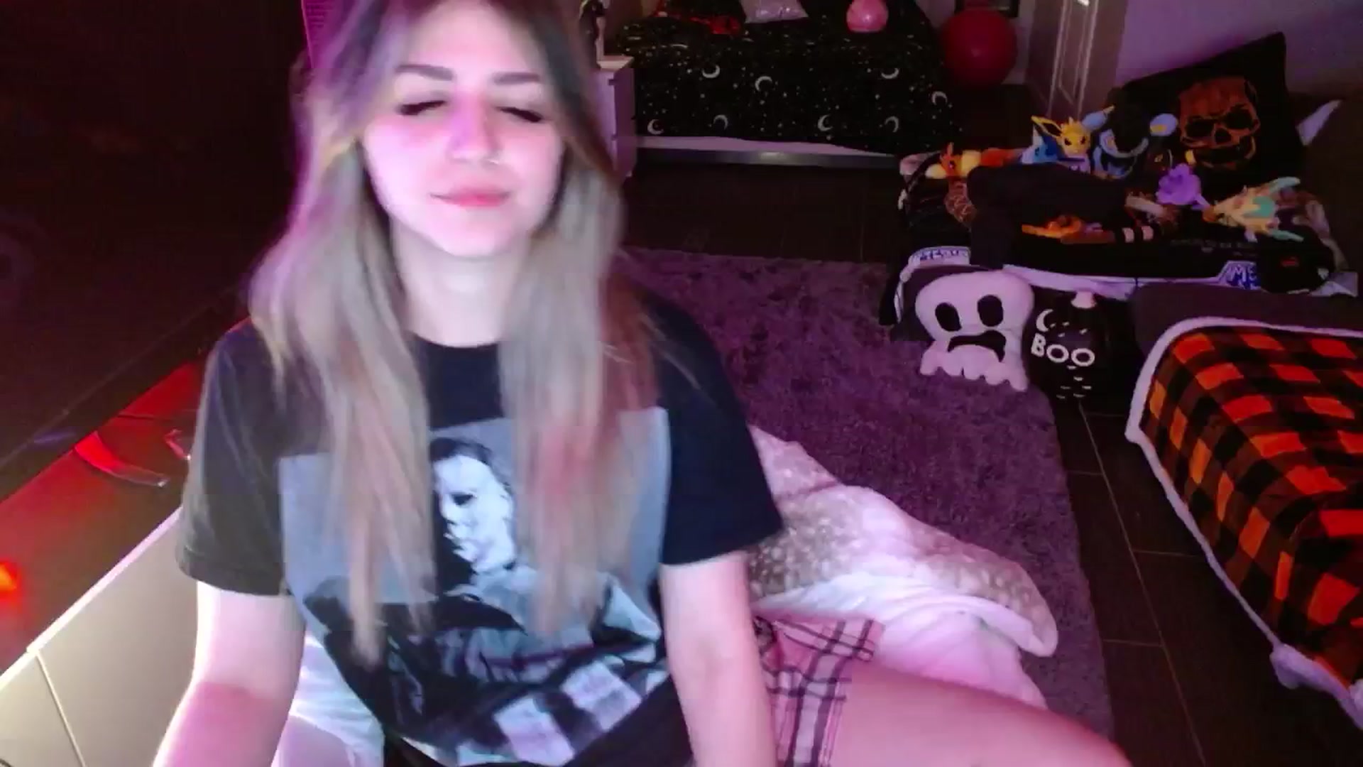 Gallery image thumbnail from Serafina's myfreecams stream on, 11/03/2024, 06:11 image 4 of 20