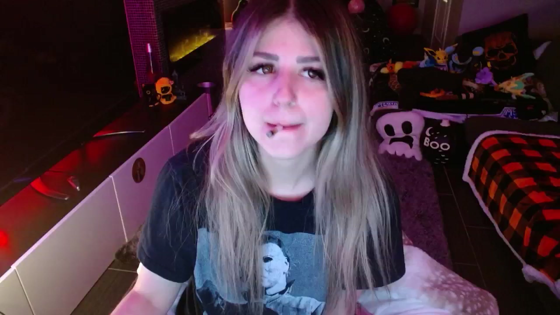 Gallery image thumbnail from Serafina's myfreecams stream on, 11/03/2024, 06:11 image 5 of 20