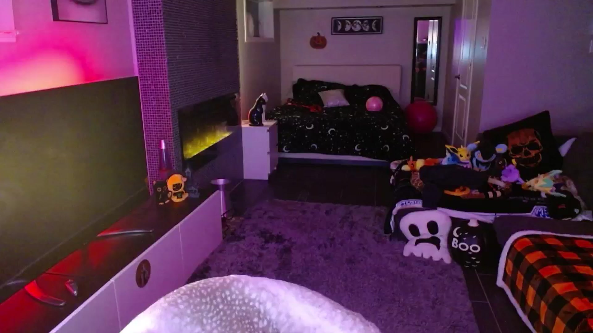 Gallery image thumbnail from Serafina's myfreecams stream on, 11/03/2024, 06:11 image 14 of 20