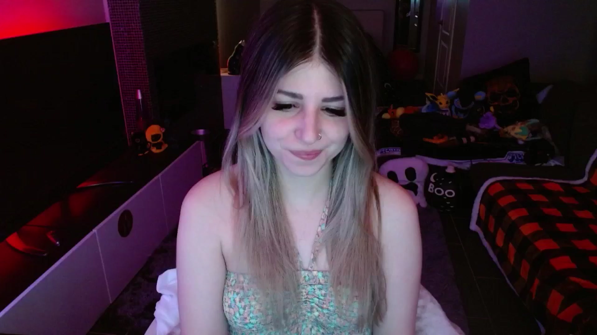 Gallery image thumbnail from Serafina's myfreecams stream on, 11/04/2024, 06:01 image 7 of 20