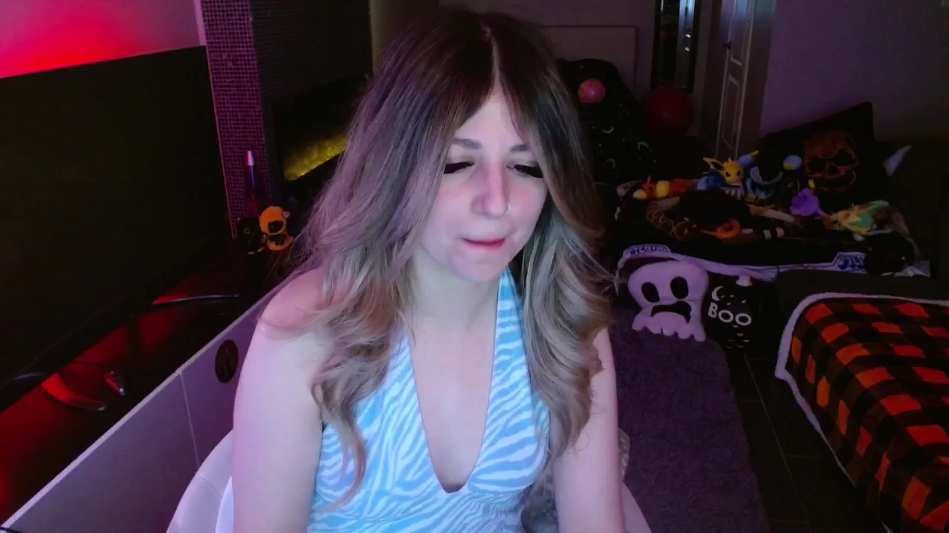 Gallery image thumbnail from Serafina's myfreecams stream on, 11/08/2024, 05:00 image 13 of 20
