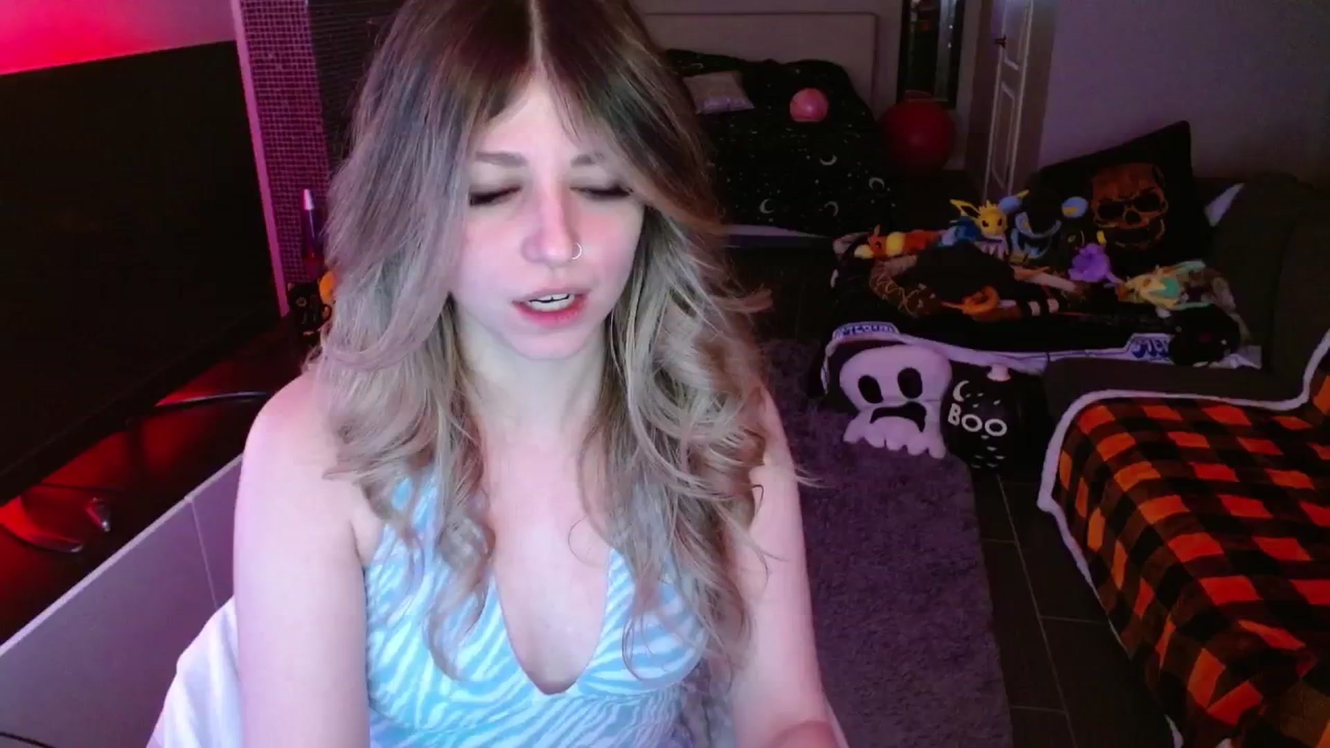 Gallery image thumbnail from Serafina's myfreecams stream on, 11/08/2024, 05:00 image 2 of 20