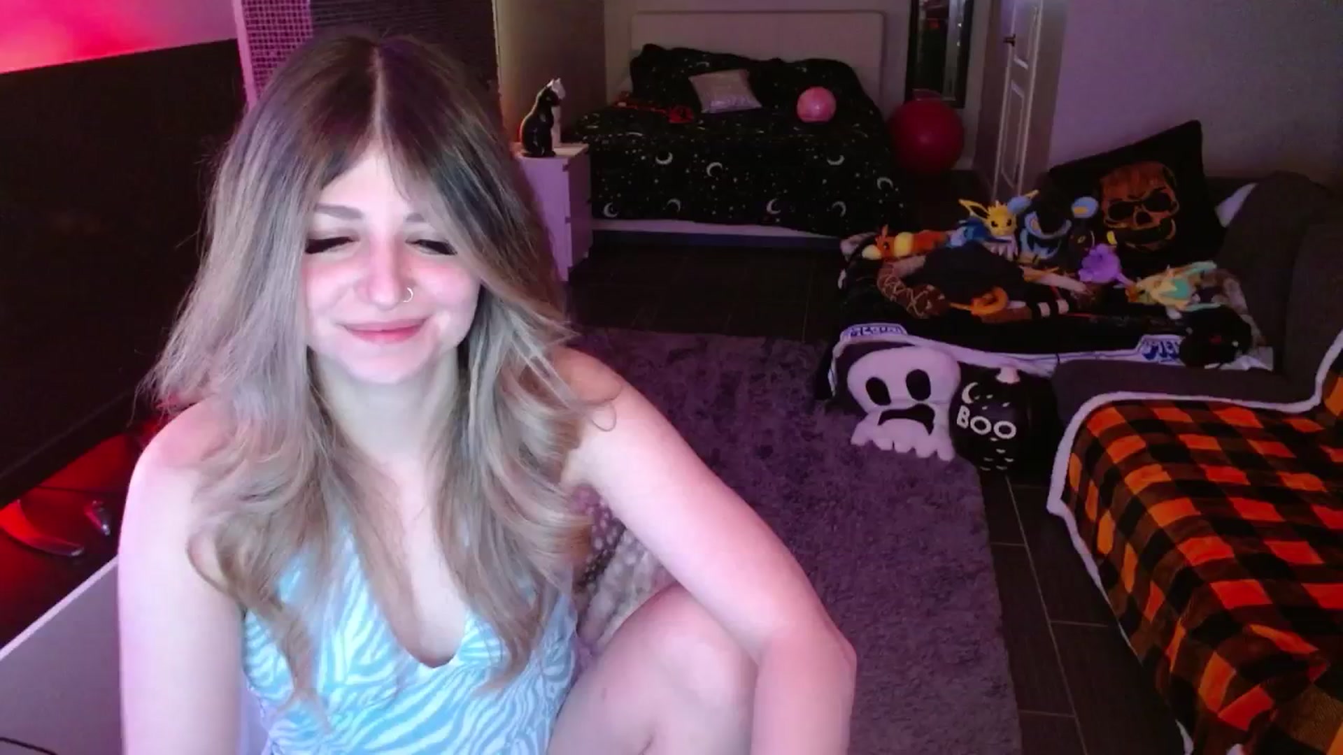 Gallery image thumbnail from Serafina's myfreecams stream on, 11/08/2024, 05:00 image 9 of 20