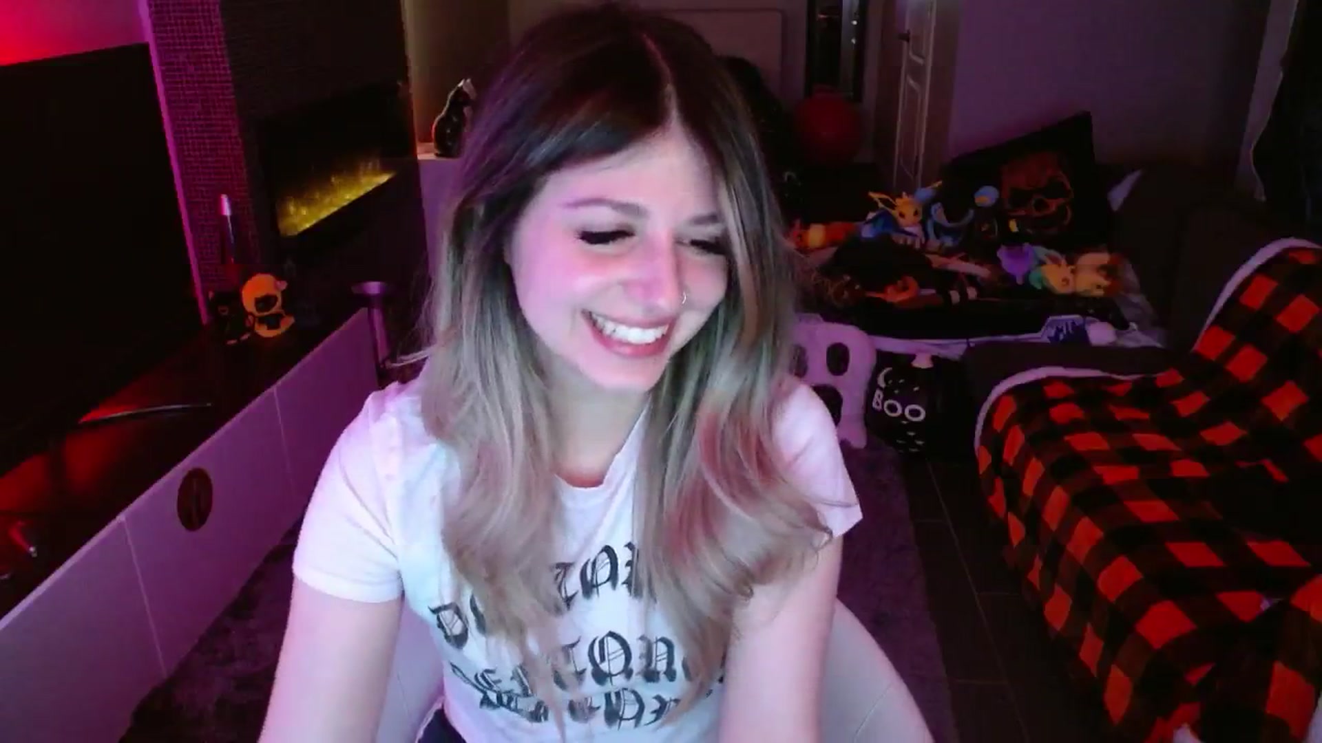 Gallery image thumbnail from Serafina's myfreecams stream on, 11/09/2024, 06:59 image 17 of 20
