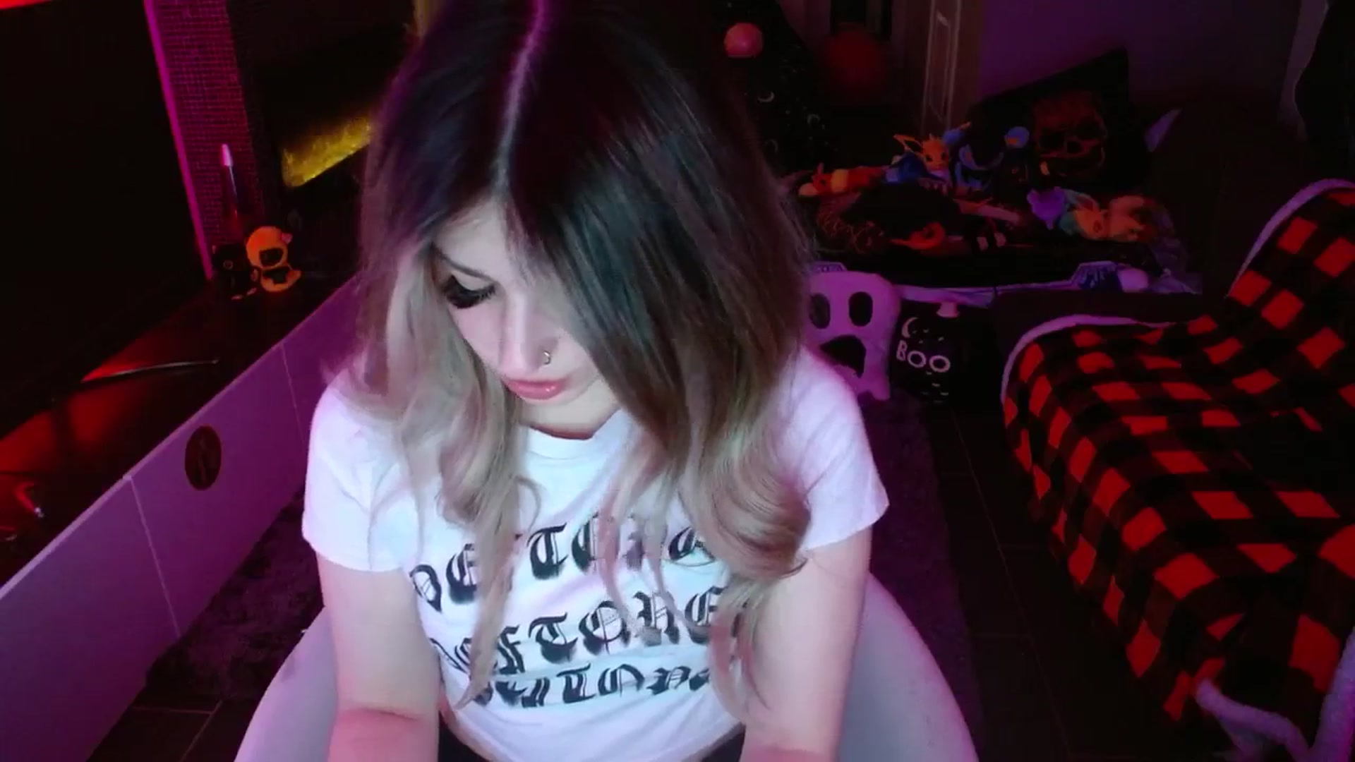 Gallery image thumbnail from Serafina's myfreecams stream on, 11/09/2024, 06:59 image 13 of 20