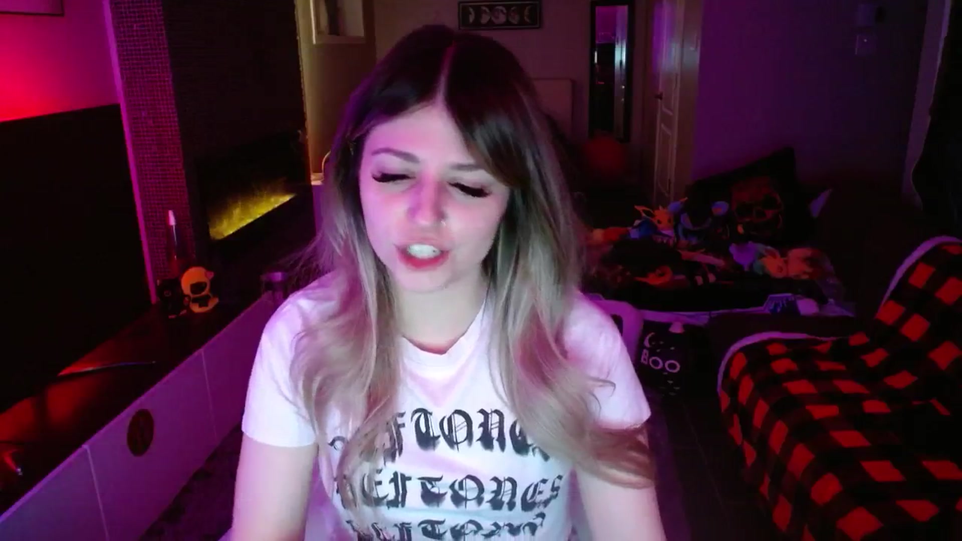 Gallery image thumbnail from Serafina's myfreecams stream on, 11/09/2024, 06:59 image 2 of 20
