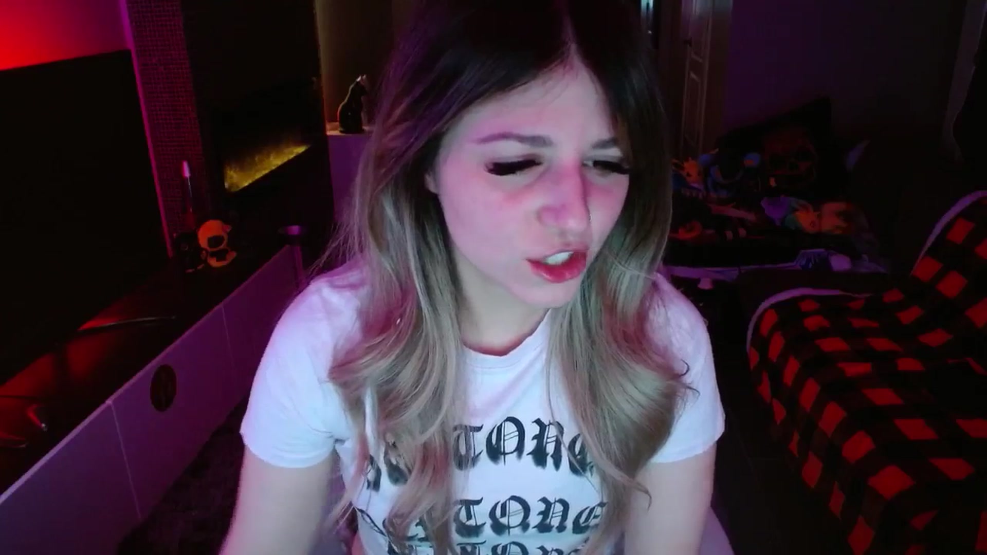 Gallery image thumbnail from Serafina's myfreecams stream on, 11/09/2024, 06:59 image 11 of 20