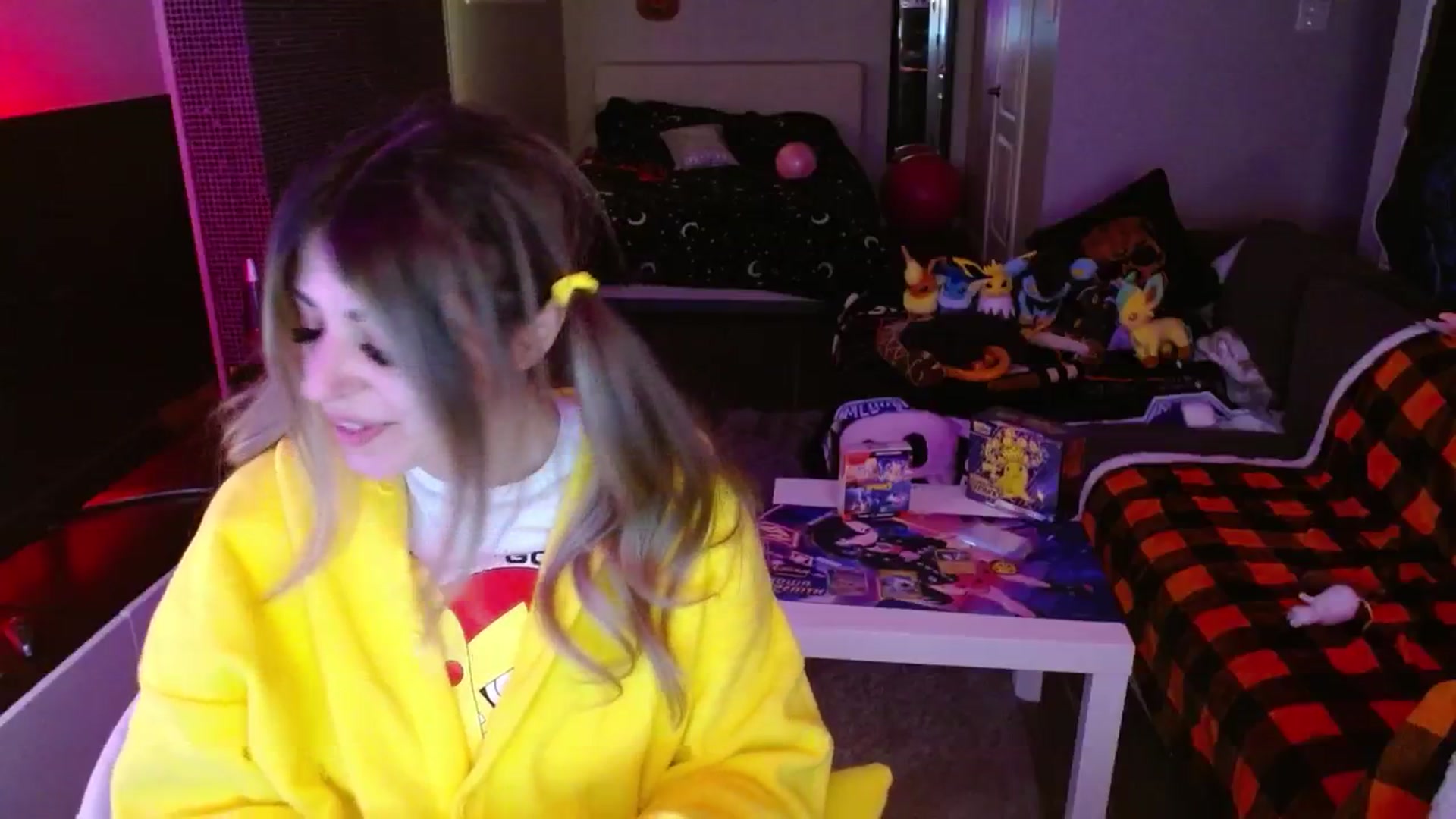 Gallery image thumbnail from Serafina's myfreecams stream on, 11/13/2024, 06:10 image 2 of 20