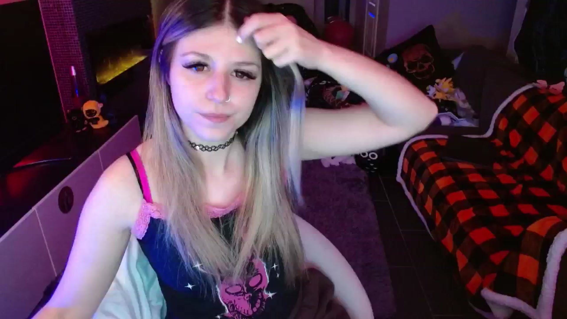 Gallery image thumbnail from Serafina's myfreecams stream on, 11/14/2024, 05:22 image 17 of 20