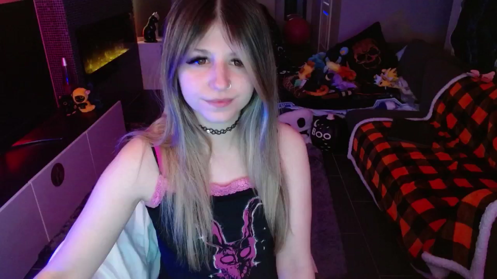 Gallery image thumbnail from Serafina's myfreecams stream on, 11/14/2024, 05:22 image 19 of 20