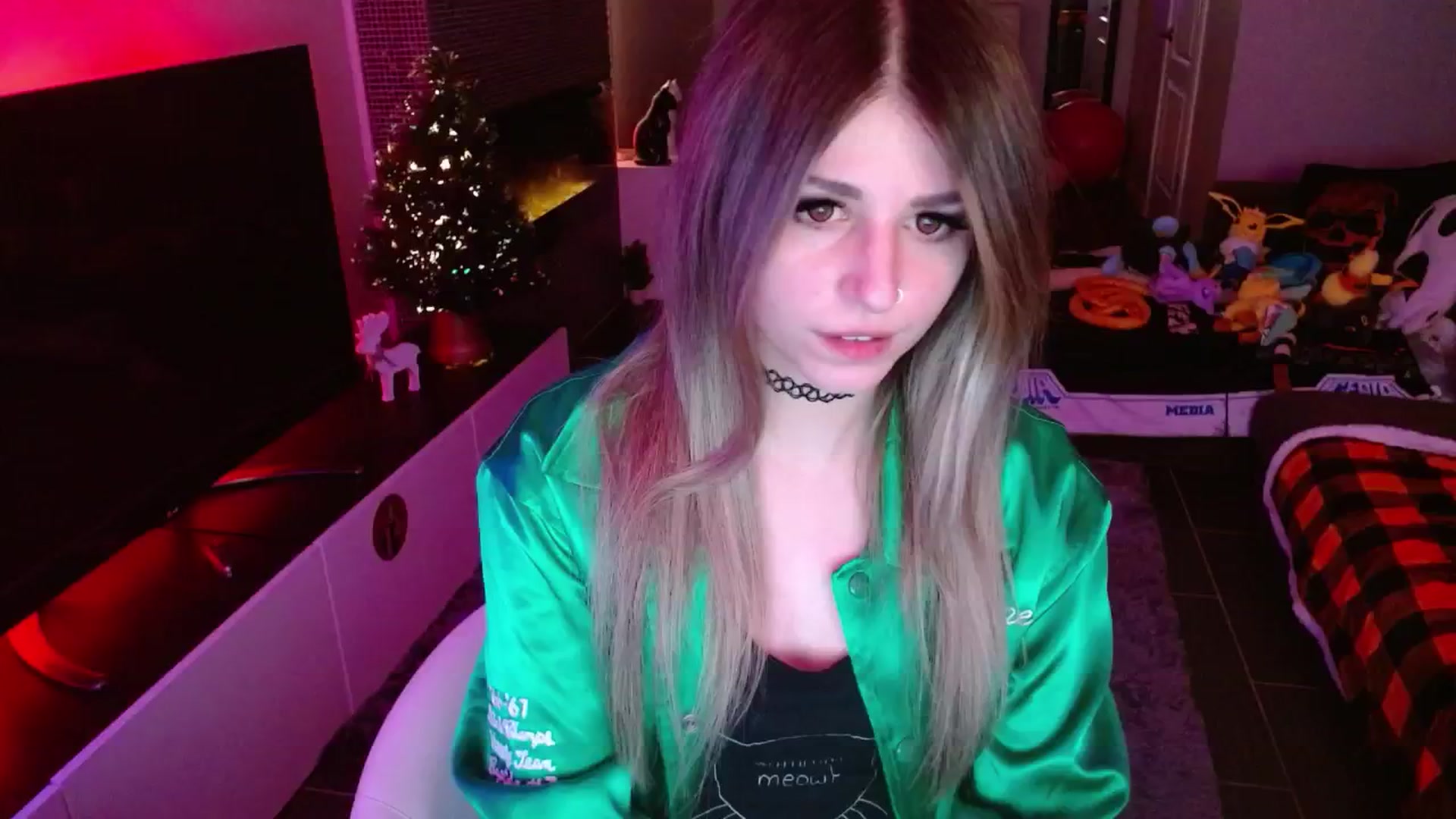 Gallery image thumbnail from Serafina's myfreecams stream on, 12/02/2024, 04:10 image 2 of 20