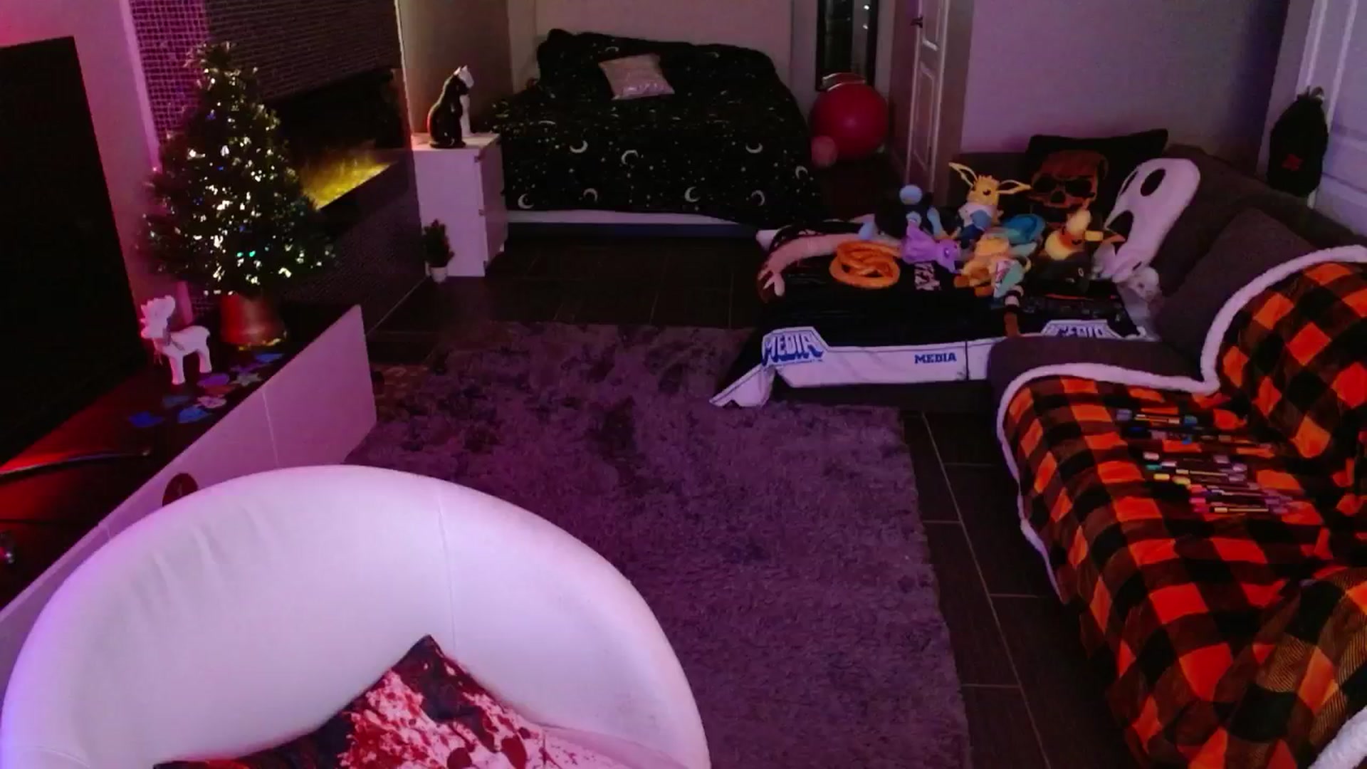 Gallery image thumbnail from Serafina's myfreecams stream on, 12/02/2024, 04:10 image 20 of 20