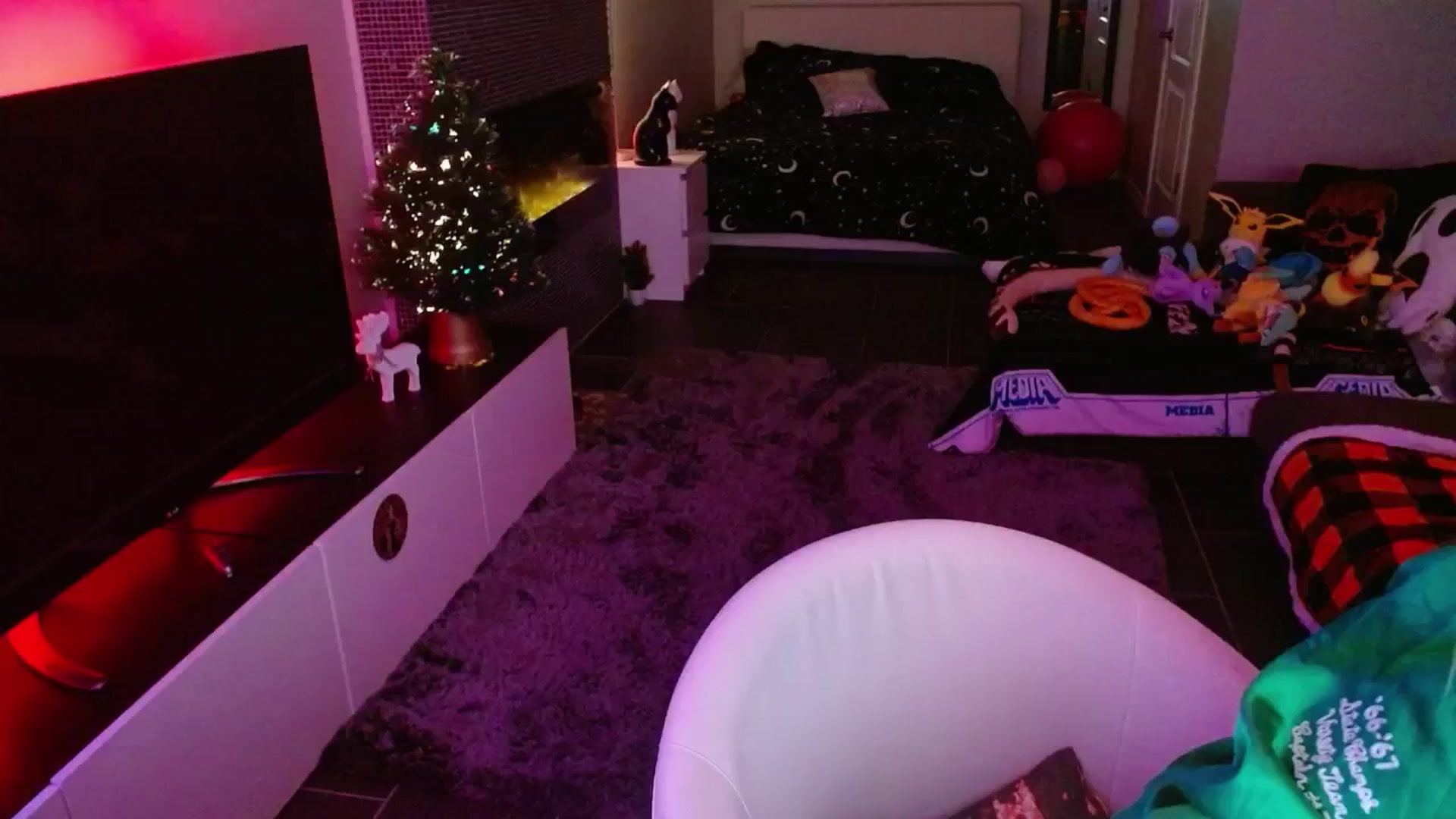 Gallery image thumbnail from Serafina's myfreecams stream on, 12/02/2024, 04:10 image 1 of 20