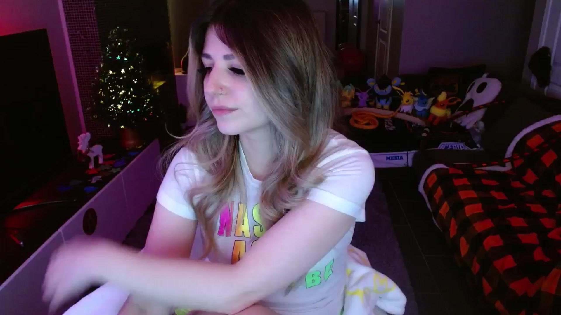 Gallery image thumbnail from Serafina's myfreecams stream on, 12/07/2024, 04:35 image 11 of 20