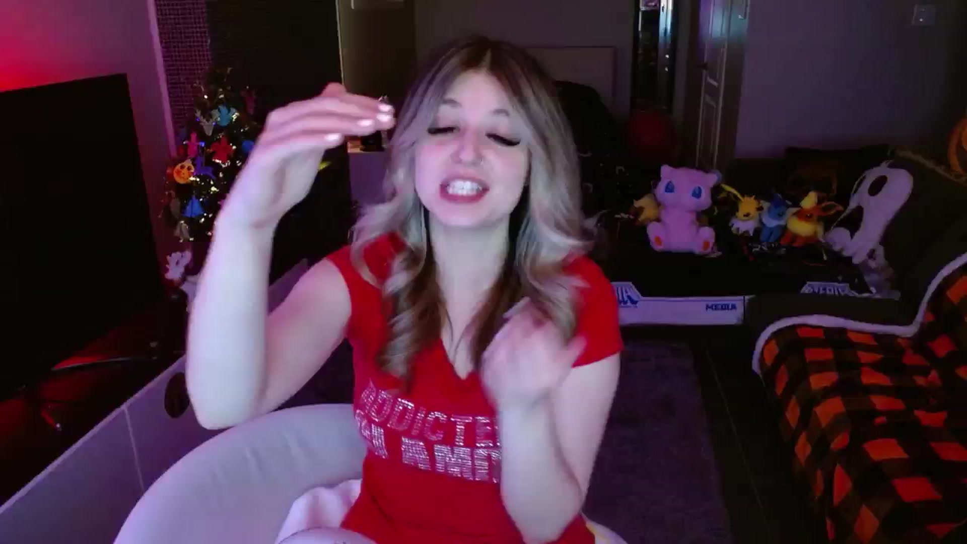 Gallery image thumbnail from Serafina's myfreecams stream on, 12/22/2024, 04:49 image 1 of 20