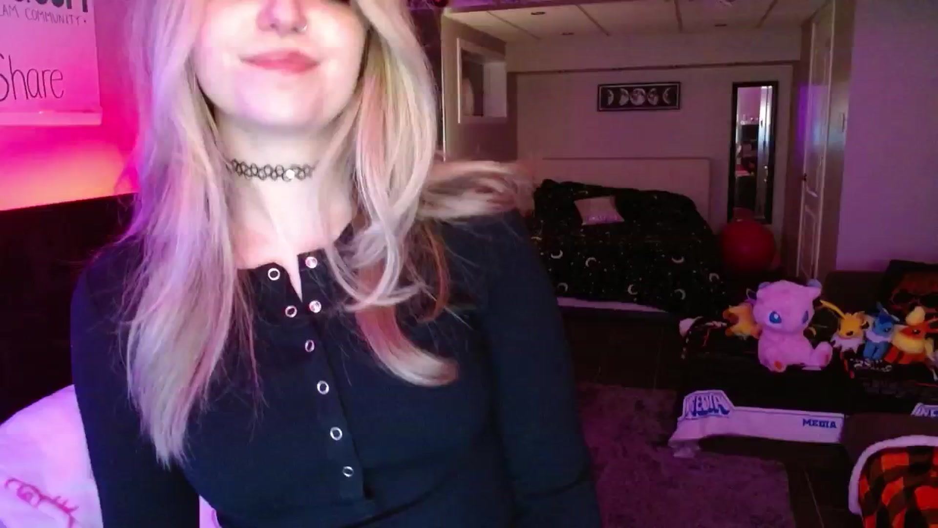 Gallery image thumbnail from Serafina's myfreecams stream on, 01/08/2025, 05:13 image 4 of 20