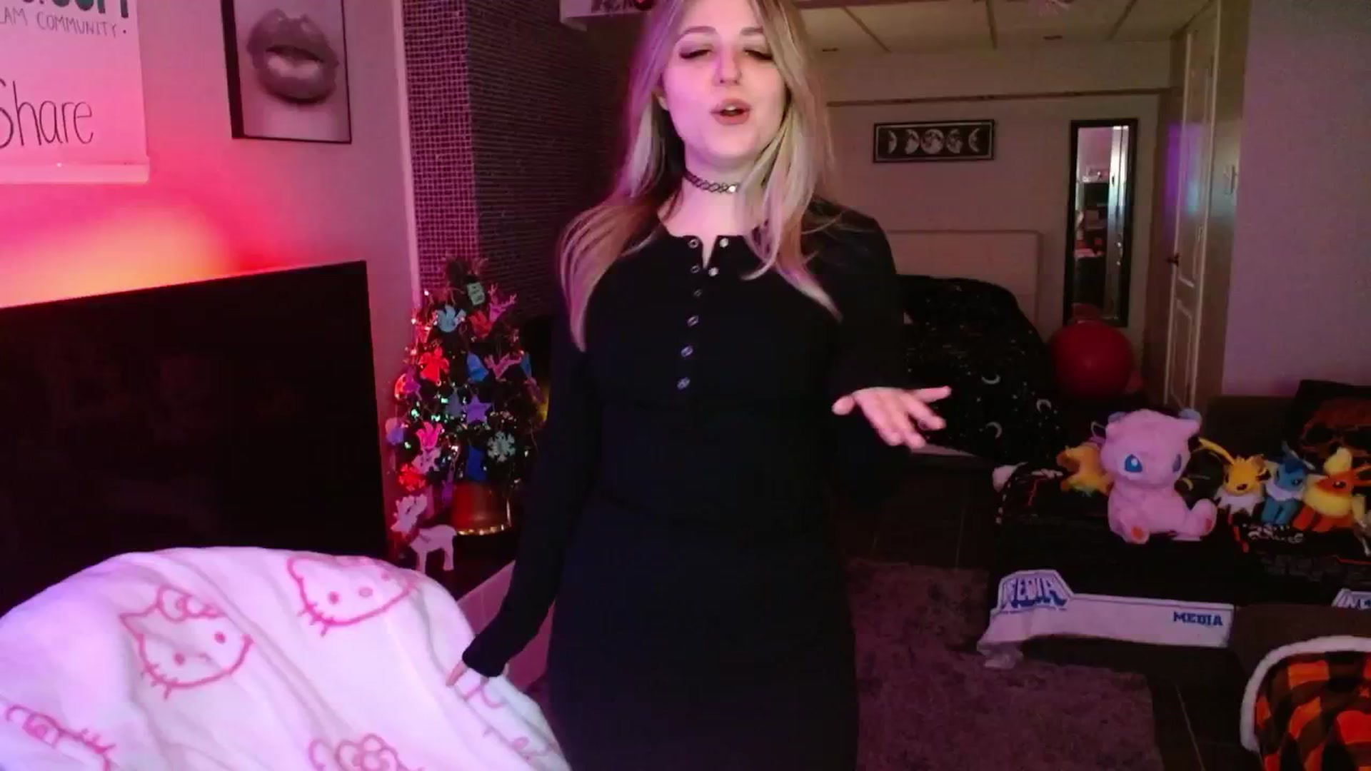 Gallery image thumbnail from Serafina's myfreecams stream on, 01/08/2025, 05:13 image 5 of 20