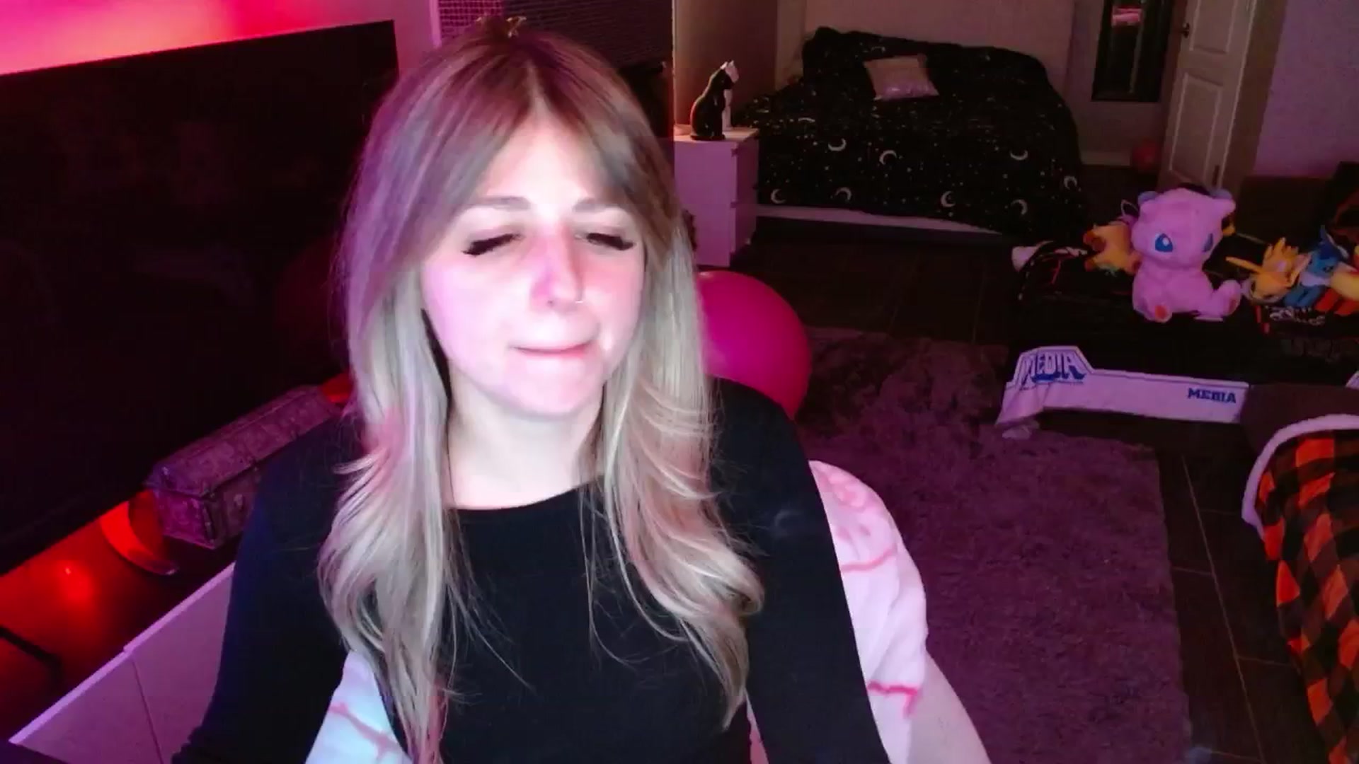 Gallery image thumbnail from Serafina's myfreecams stream on, 01/09/2025, 06:09 image 12 of 20