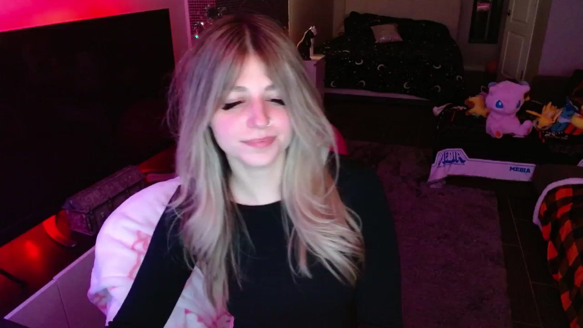 Gallery image thumbnail from Serafina's myfreecams stream on, 01/09/2025, 06:09 image 14 of 20