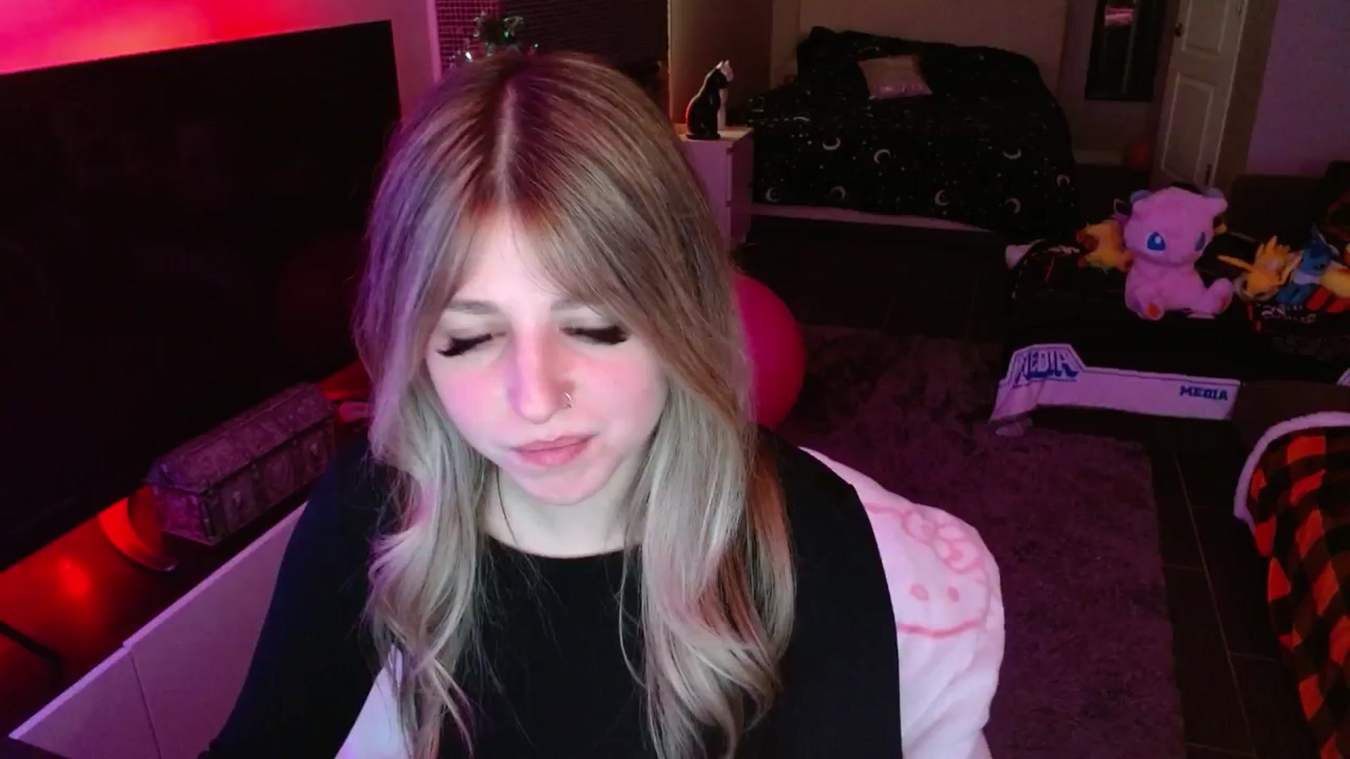 Gallery image thumbnail from Serafina's myfreecams stream on, 01/09/2025, 06:09 image 11 of 20