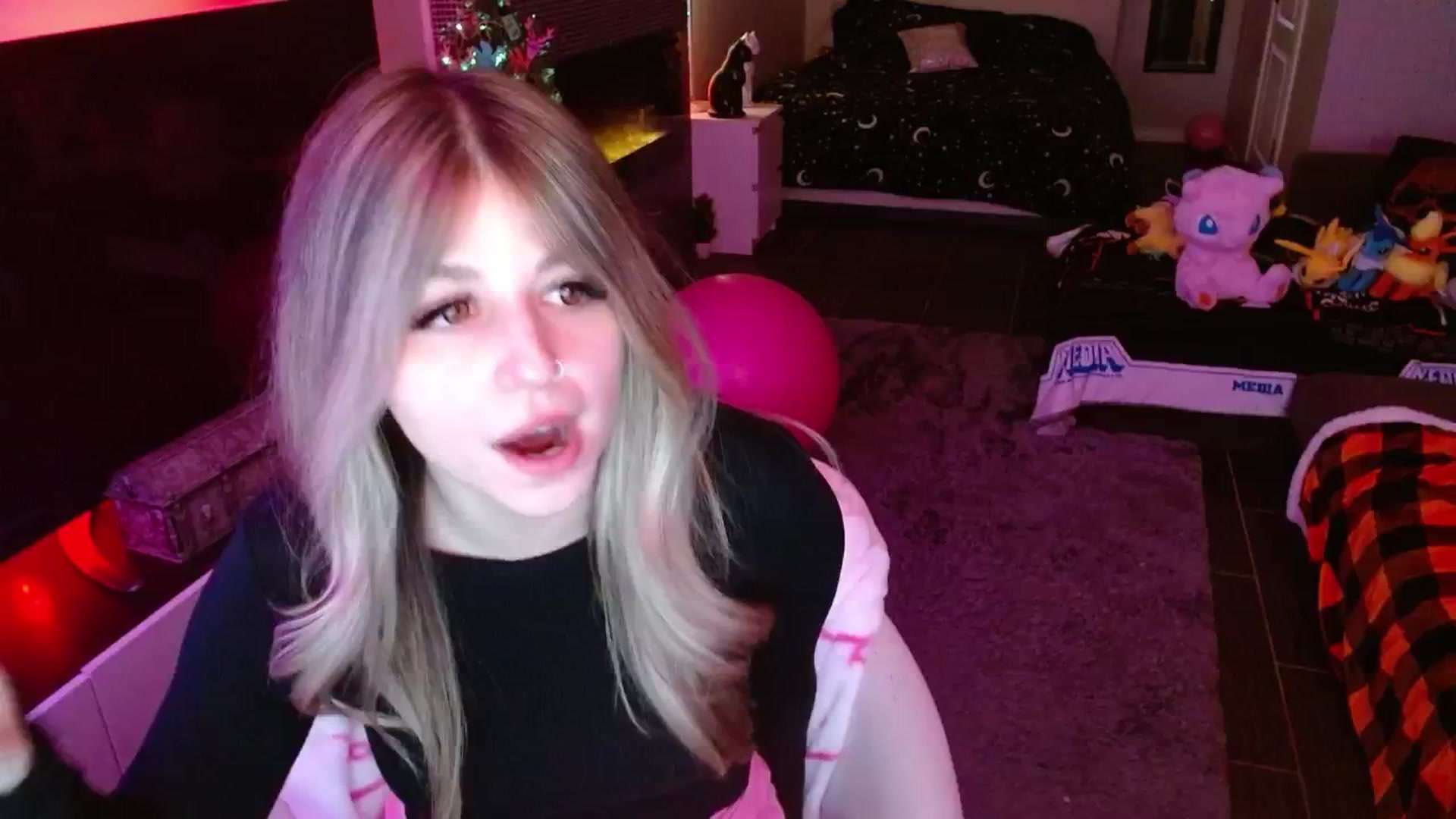 Gallery image thumbnail from Serafina's myfreecams stream on, 01/09/2025, 06:09 image 5 of 20